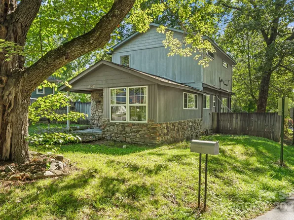 609 Maple St, Brevard, NC 28712