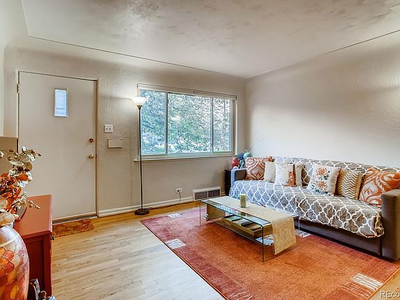 3rd image of 901 N Fairfax St APT 5