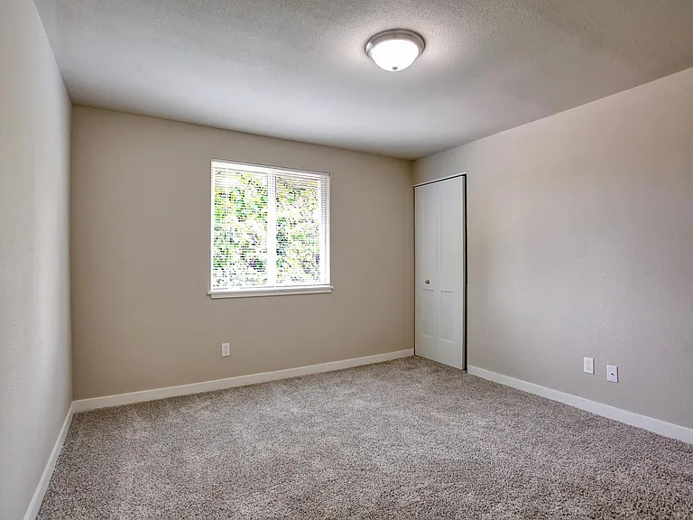 Willamette Terrace — Photo 11
