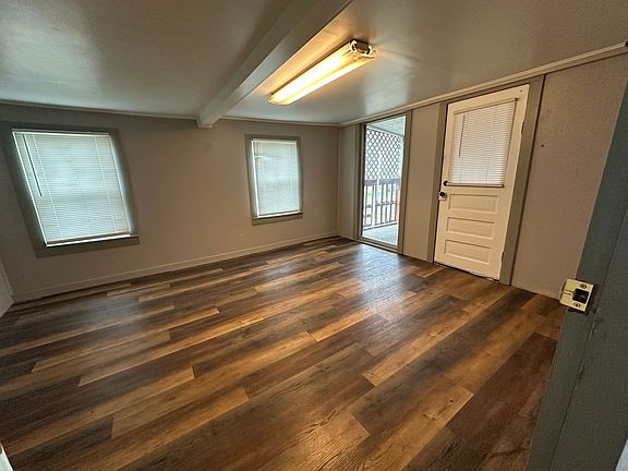 3rd image of 503 SW 7th St #2