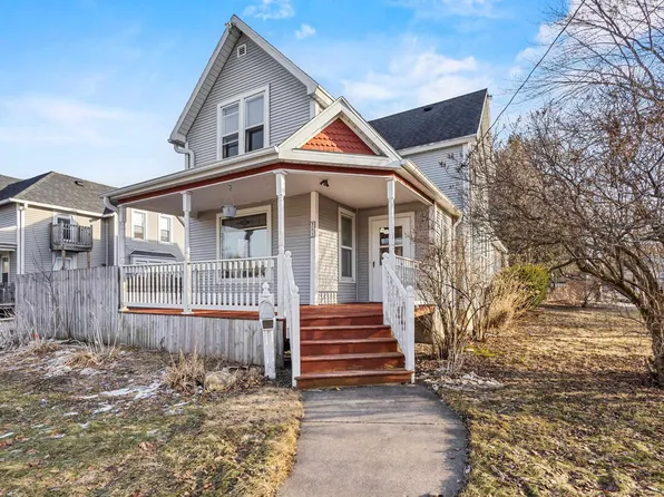 303 E McKinley St, Appleton, WI 54915