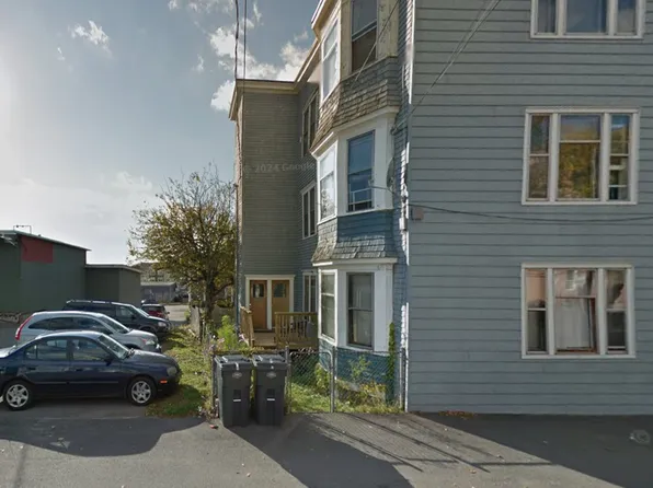 203 Wentworth St, Saint John, NB E2L 2T4