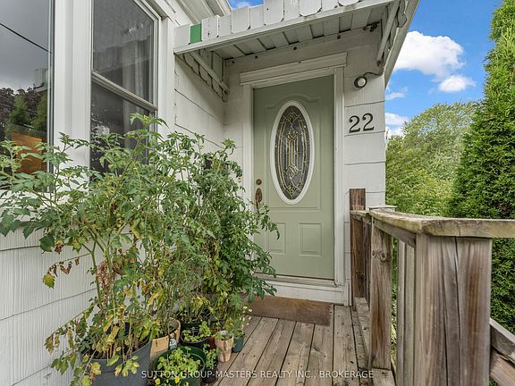 2nd image of 22 Westdale Ave W