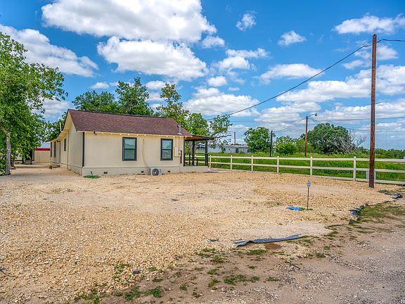 4th image of 8701 County Road 128