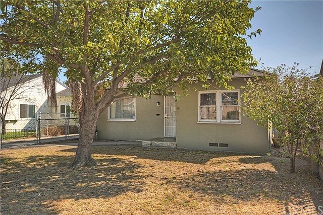 1st image of 620 E Kingsley Ave
