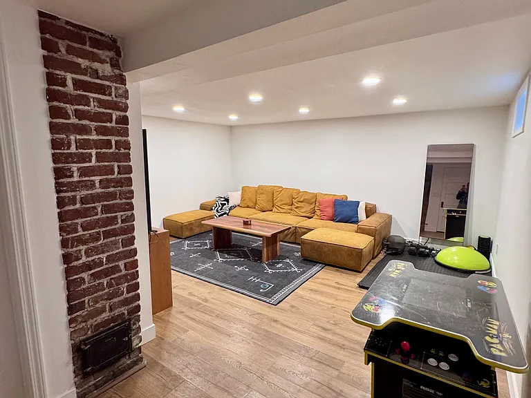 149 Park Dr — Photo 26