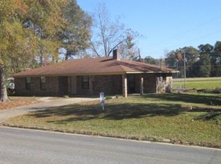 1078 Cold Springs Rd, Collins, MS 39428