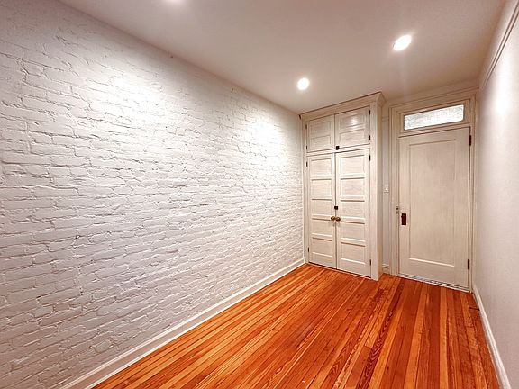 5th image of 37-33 28th St #D3