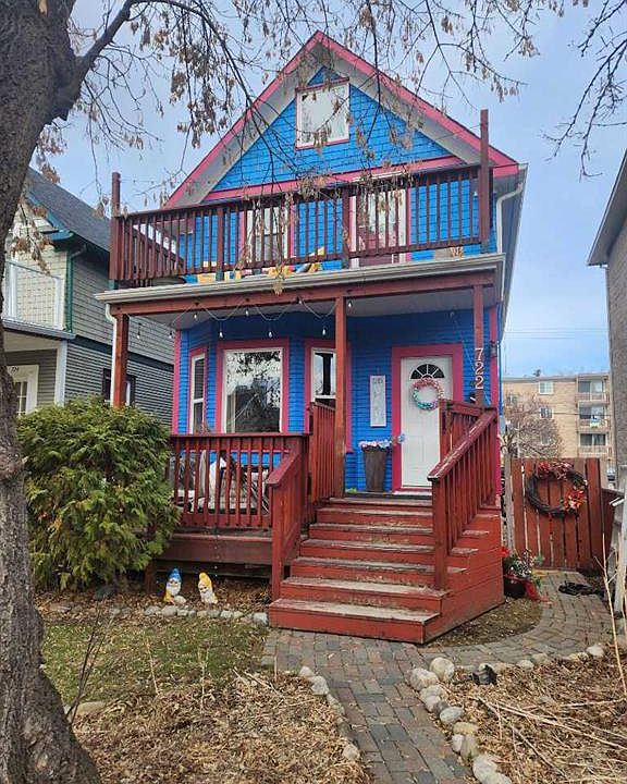 1st image of 722 S 2nd Ave NW