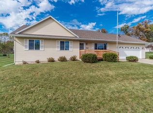 2443 Ernstmeyer Rd, Reedsburg, WI 53959