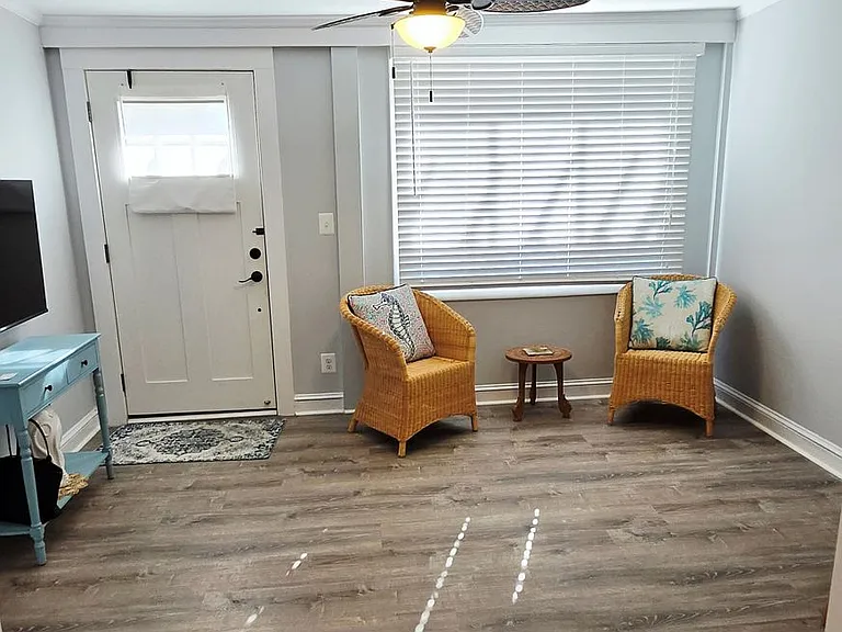 8728 Bayside Rd — Photo 7