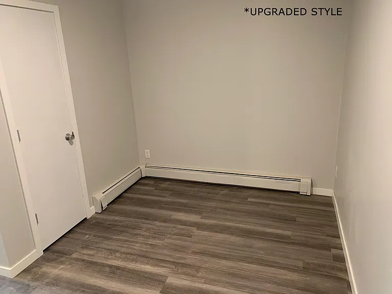 320 E Burlington St #3 — Photo 6