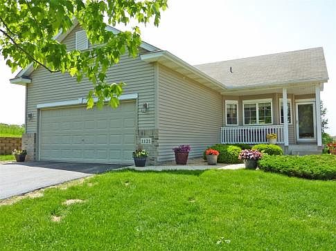 1st image of 1121 Sterling Cir N