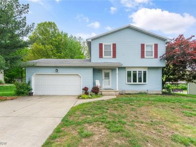 652 Meadowland Dr, Hubbard, OH, 44425