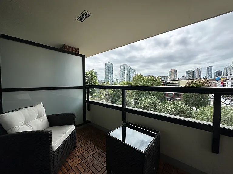 977 Mainland St #511 — Photo 13