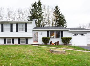 4285 Old Meadow Rd, Clay, NY 13041