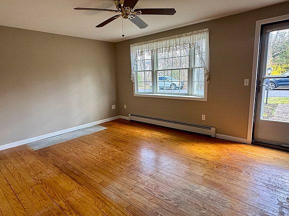 3rd image of 69 Morton Ave
