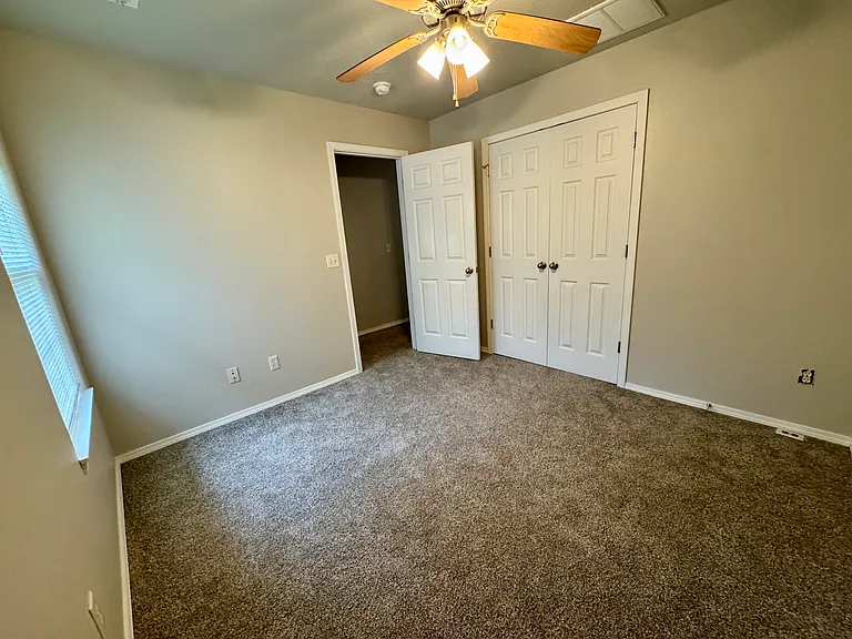 1103 N Missouri Dr — Photo 16