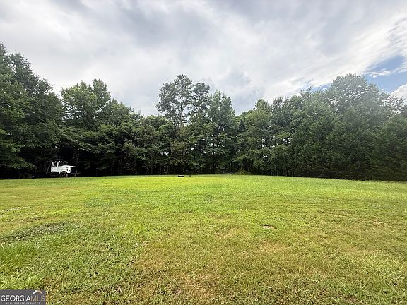 2nd image of 1565 Dr Bramblett Rd
