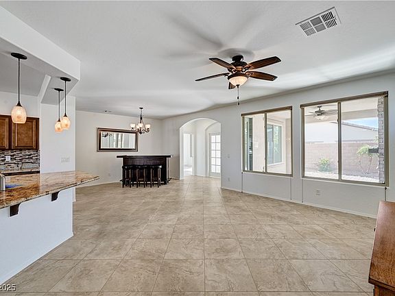4th image of 3621 Jasmine Heights Ave