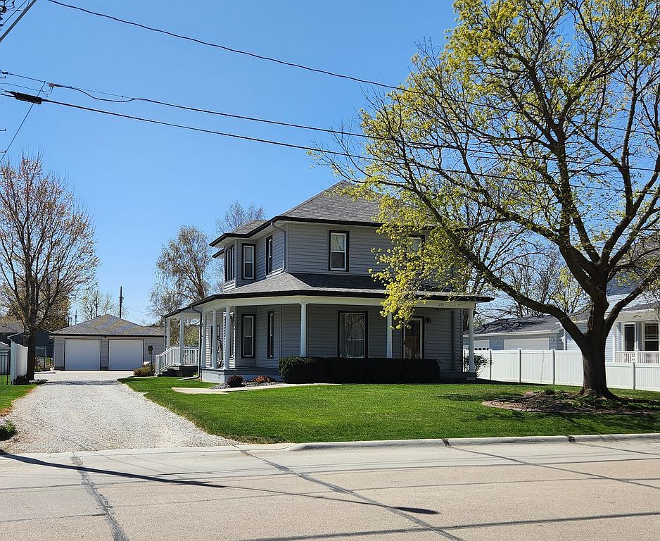 251 W Fairview St - Property Image