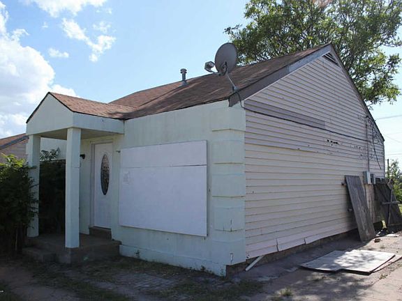 3rd image of 1125 Coble Dr