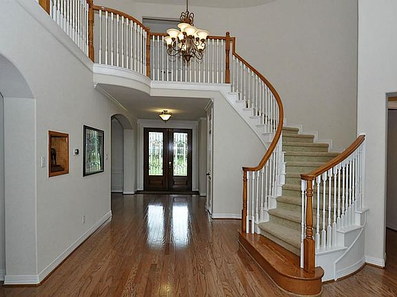 4th image of 14603 Iron Horseshoe Ln