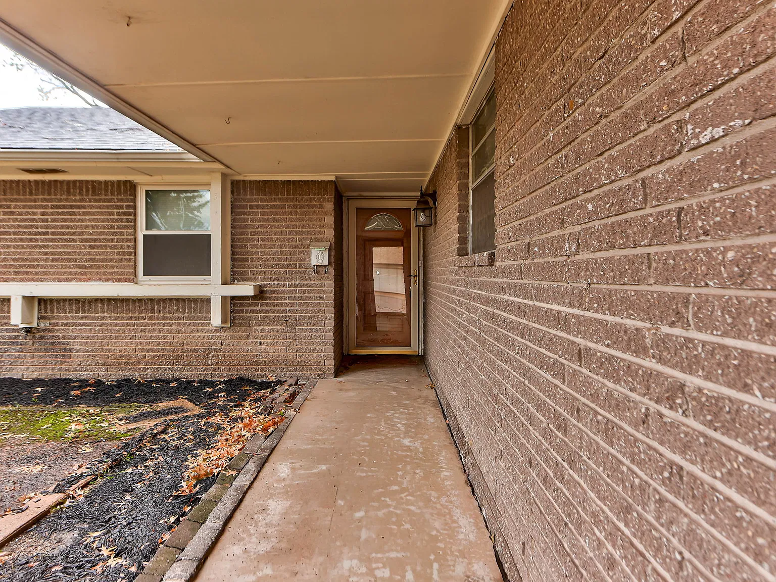 1600 Cambridge Drive - 1 — Photo 2