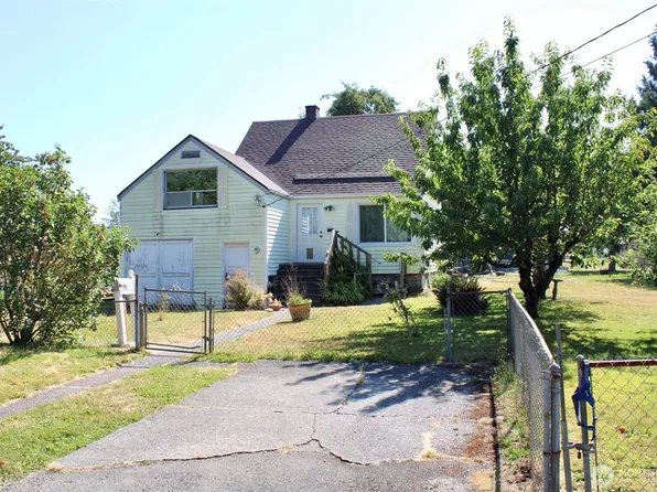 1734 Snyder Avenue, Bremerton, WA 98312