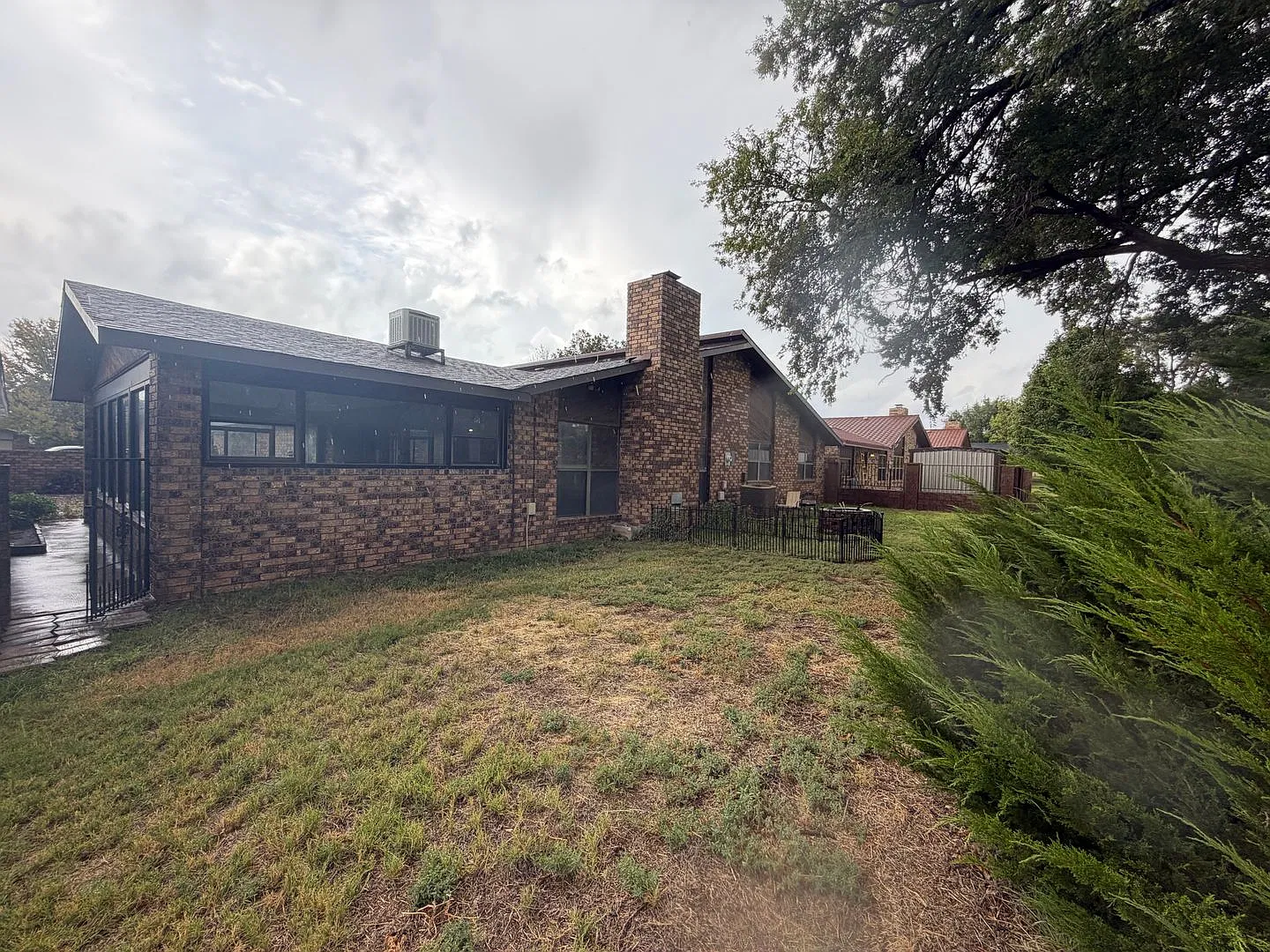 Luxury Large Townhouse On Colonial Golf Course — Photo 3