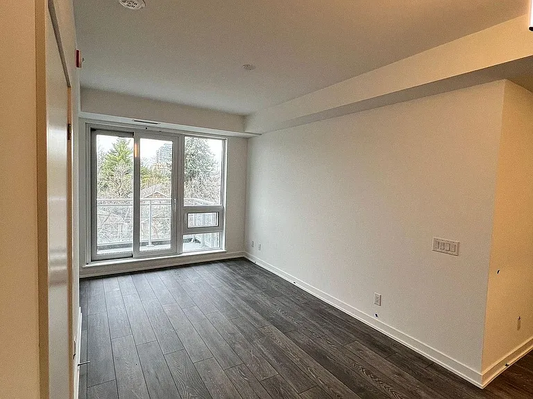 8888 Yonge St #212 — Photo 14