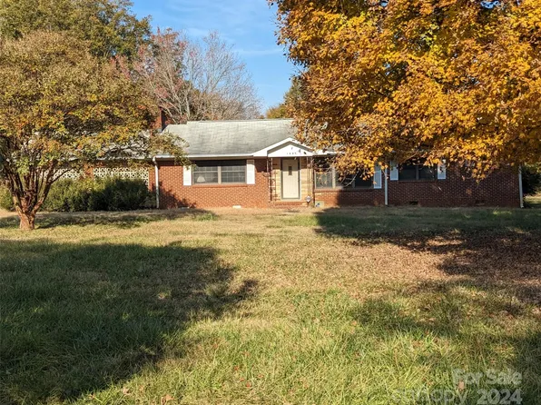 1320 Rhyne Rd, Charlotte, NC 28214