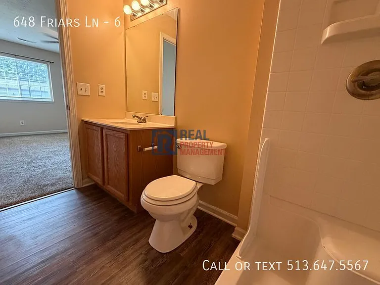 648 Friars Ln #6 — Photo 8