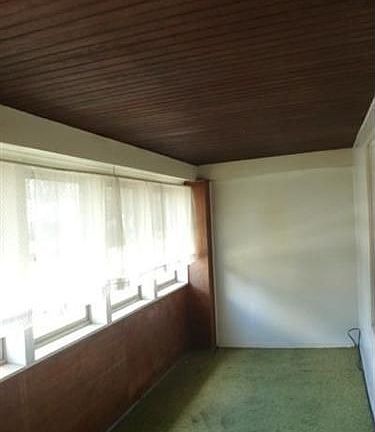 4th image of 19471 Renwood Ave