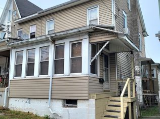 1019 W Mulberry St, Coal Township, PA 17866