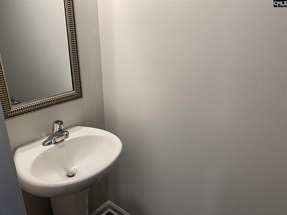 3rd image of 760 Dawsons Park Way