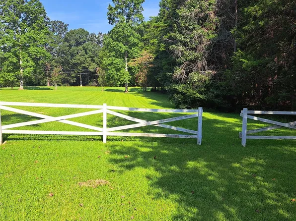 12608 Rocky River Church Rd, Charlotte, NC 28215