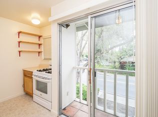 2421 Greer Rd, Palo Alto, CA 94303