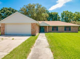 407 Rain Tree Trl, Lafayette, LA 70507