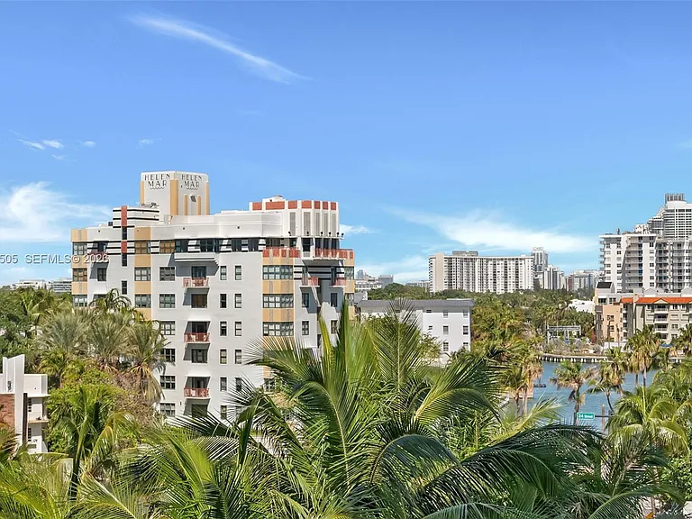 2301 Collins Ave #533 — Photo 4