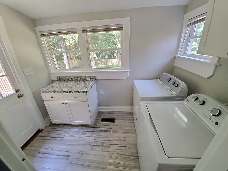 302 W Hill Ave S #302 — Photo 11