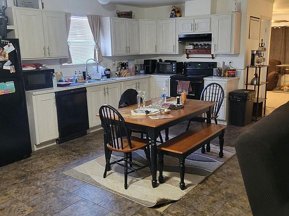 3rd image of 133 N 355TH Avenue