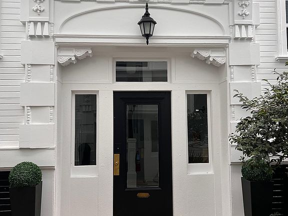 5th image of 1914 Pine St APT 2