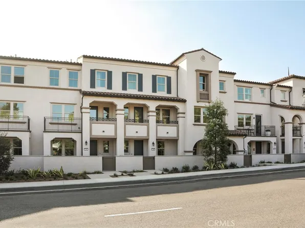 108 Fayette Ct, Claremont, CA 91711