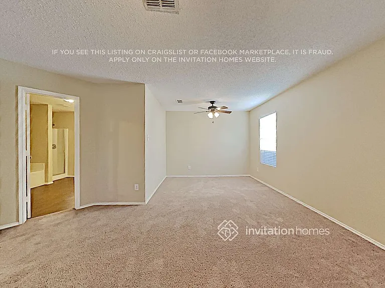 1537 Englewood Dr — Photo 16
