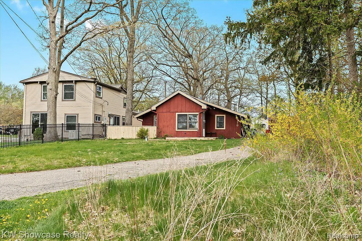 3370 Duffield St photo 1