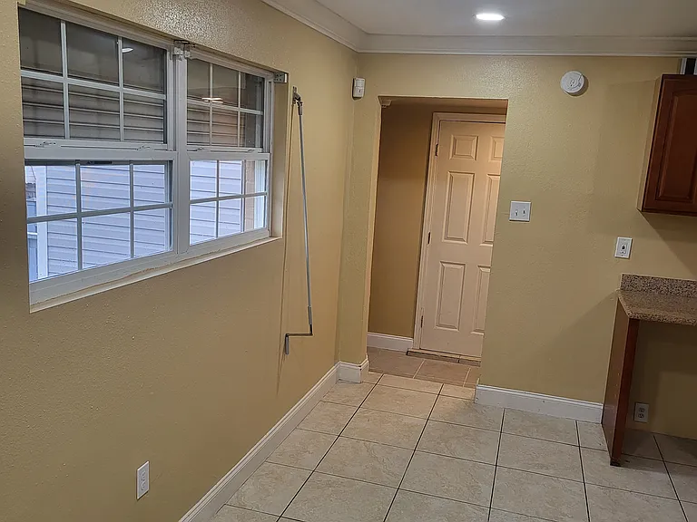 8649 Grant St — Photo 2
