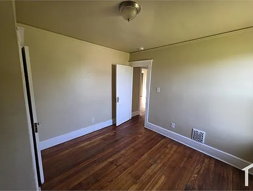 3032 Hurlbut Ave — Photo 12