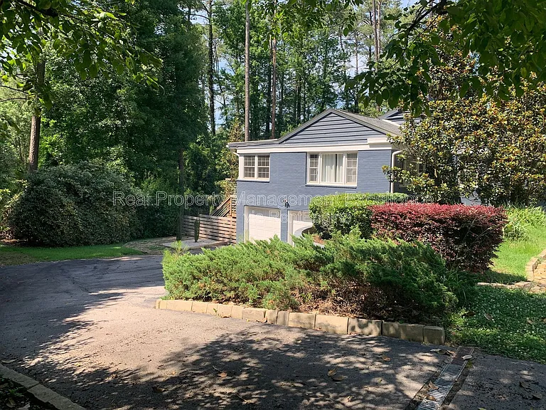 620 Carr St — Photo 61