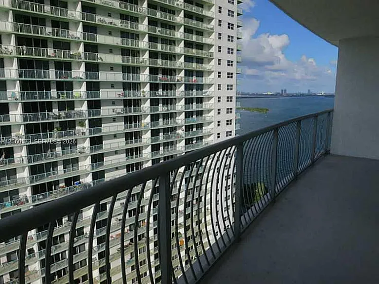 1750 N Bayshore Dr #2909 — Photo 10